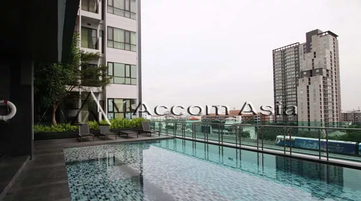  2 Bedrooms  Condominium For Rent in Charoennakorn, Bangkok  near BTS Wongwian Yai (AA12971)
