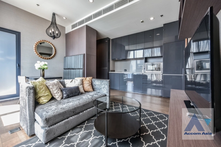  2  1 br Condominium for rent and sale in Silom ,Bangkok BTS Surasak at The Diplomat Sathorn AA12976