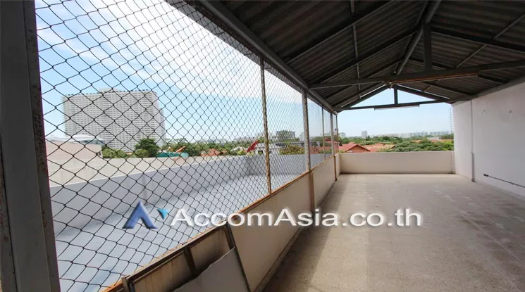  1  Shophouse For Sale in Dusit ,Bangkok  AA12995