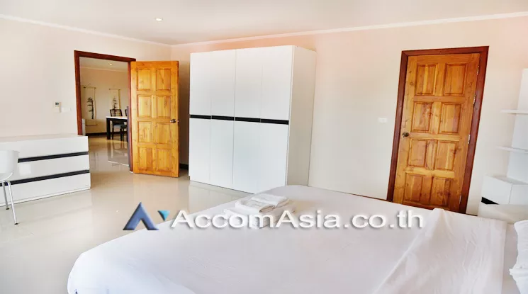 8  3 br Condominium For Sale in  ,Chon Buri  at Pratamnak 5 Condo AA13002