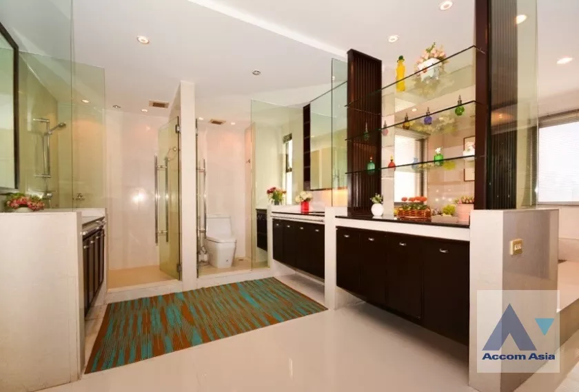 15  3 br Condominium For Rent in Ploenchit ,Bangkok BTS Ploenchit at Polo Residence AA13034