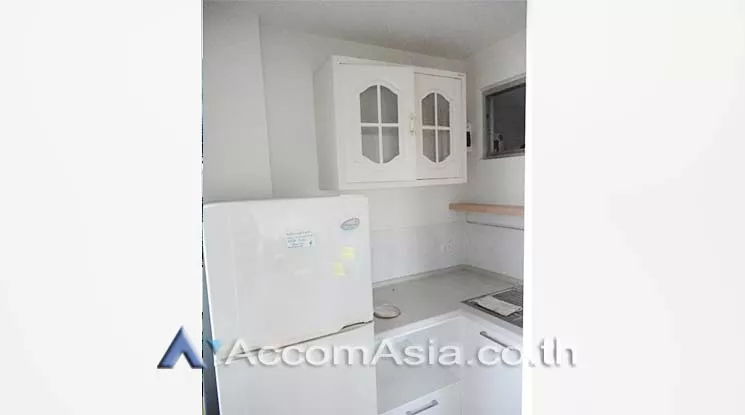  1 Bedroom  Condominium For Sale in Sukhumvit, Bangkok  near BTS On Nut (AA13052)