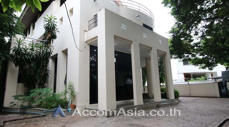 15  9 br House for rent and sale in Sukhumvit ,Bangkok BTS Phrom Phong - BTS Thong Lo AA13053