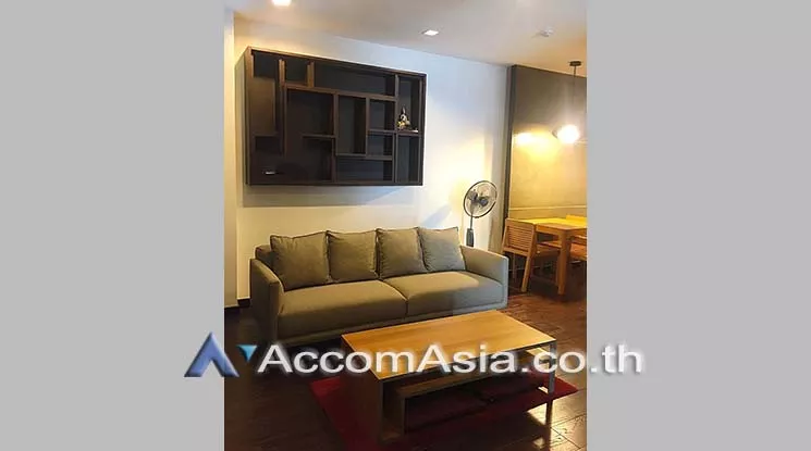  1 Bedroom  Condominium For Rent in Phaholyothin, Bangkok  near BTS Phaya Thai - BTS Saphan Taksin (AA13078)