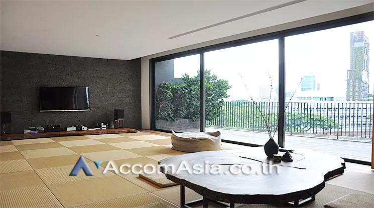 unit 2 Bedrooms  Apartment For Rent in Sukhumvit, Bangkok  near BTS Ekkamai (AA13121)