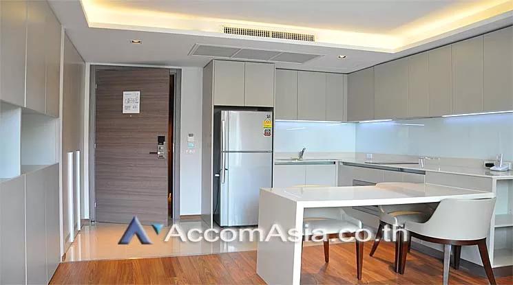 unit 1 Bedroom  Apartment For Rent in Sukhumvit, Bangkok  near BTS Ekkamai (AA13122)