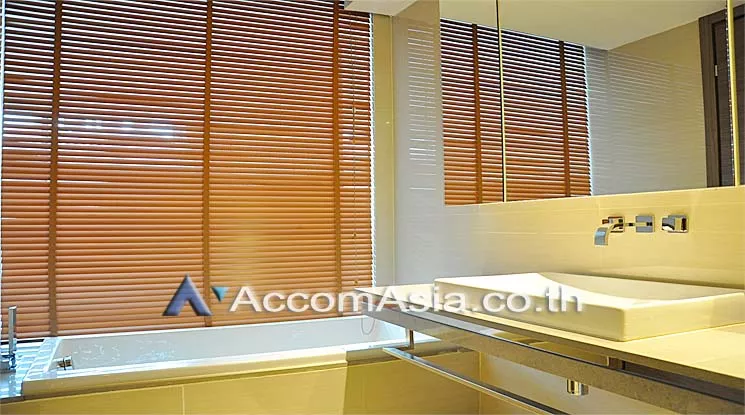 5  1 br Apartment For Rent in Sukhumvit ,Bangkok BTS Ekkamai at Quality Time with Family AA13122