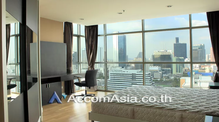  2 Bedrooms  Condominium For Rent & Sale in Sathorn, Bangkok  near BTS Chong Nonsi (AA13127)