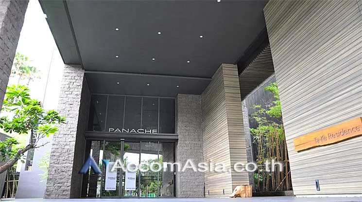 Home Office |  Retail Space for rent Retail / showroom  for Rent BTS Ekkamai in Sukhumvit Bangkok