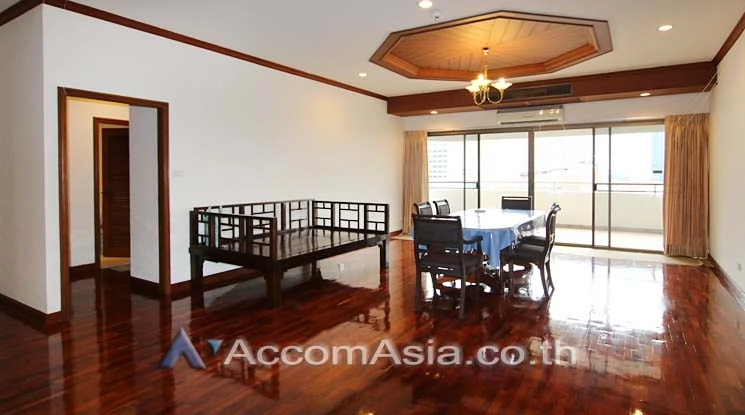 unit 3 Bedrooms  Condominium For Rent & Sale in Sukhumvit, Bangkok  near BTS Nana (AA13175)