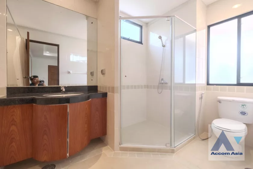 9  3 br Apartment For Rent in Sukhumvit ,Bangkok BTS Thong Lo at Urban Green Apartment AA13207