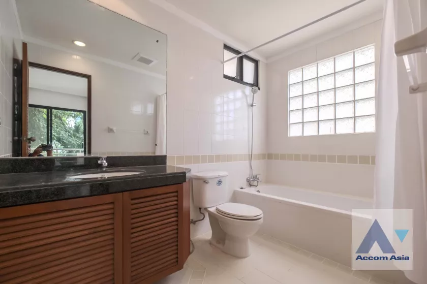 16  3 br Apartment For Rent in Sukhumvit ,Bangkok BTS Thong Lo at Urban Green Apartment AA13207