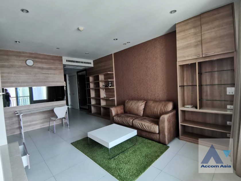 Manhattan Chidlom Condominium  1 Bedroom for Sale & Rent BTS Chitlom in Newphetchaburi Bangkok