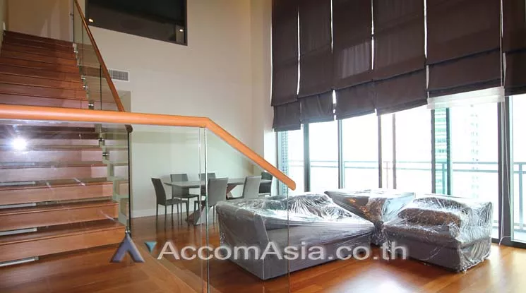 Double High Ceiling, Duplex Condo |  Bright Sukhumvit 24 Condominium  3 Bedroom for Rent BTS Phrom Phong in Sukhumvit Bangkok