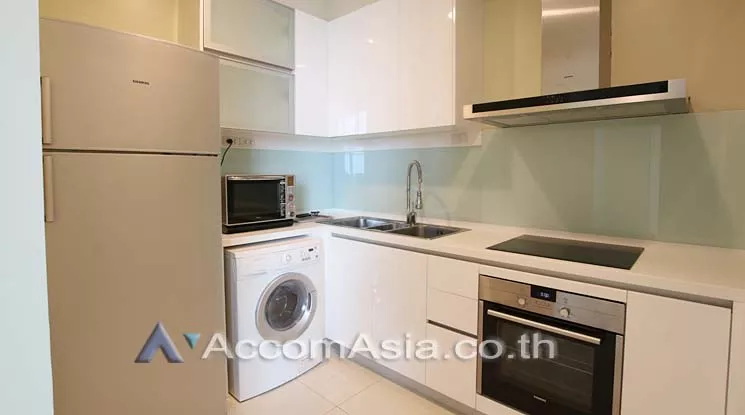 unit 3 Bedrooms  Condominium For Rent in Sukhumvit, Bangkok  near BTS Phrom Phong (AA13277)