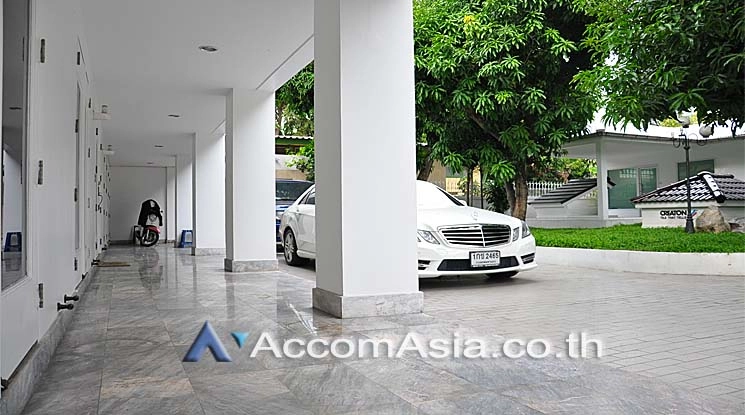  1  5 br House for rent and sale in Phaholyothin ,Bangkok BTS Saphan-Kwai AA13362