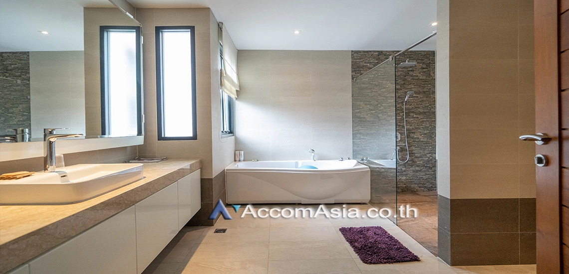 15  4 br House for rent and sale in Sukhumvit ,Bangkok BTS Phrom Phong at Emporium Pool Compound AA13419