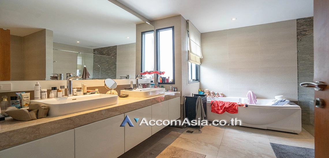 13  4 br House for rent and sale in Sukhumvit ,Bangkok BTS Phrom Phong at Emporium Pool Compound AA13419