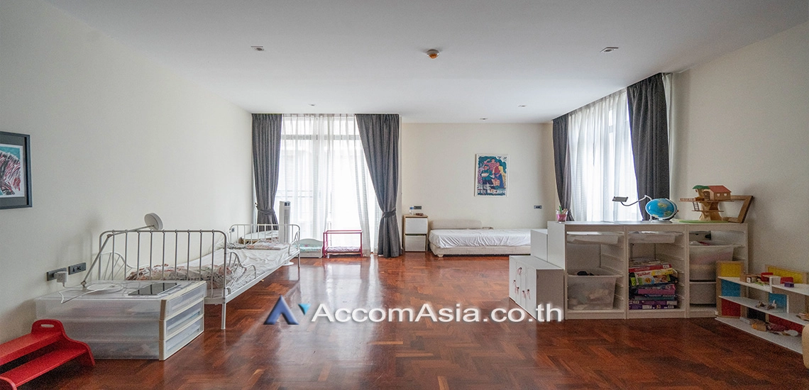 7  5 br House For Rent in Sukhumvit ,Bangkok BTS Phrom Phong at Emporium Pool Compound AA13422