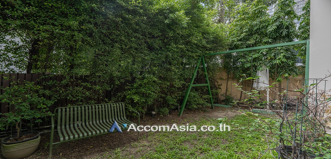 14  5 br House For Rent in Sukhumvit ,Bangkok BTS Phrom Phong at Emporium Pool Compound AA13422