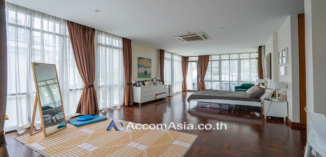 11  5 br House For Rent in Sukhumvit ,Bangkok BTS Phrom Phong at Emporium Pool Compound AA13422