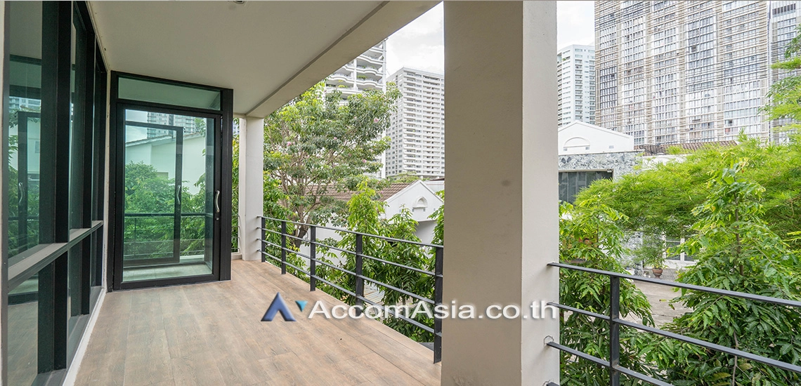 8  5 br House For Rent in Sukhumvit ,Bangkok BTS Phrom Phong at Emporium Pool Compound AA13422