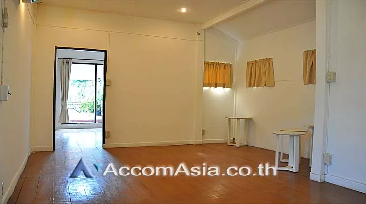13  2 br House For Rent in phaholyothin ,Bangkok BTS Ari AA13424
