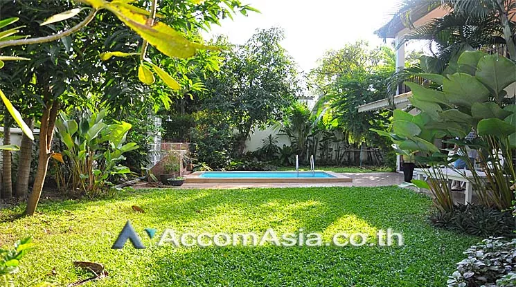 Home Office, Private Swimming Pool, Pet friendly |  2 Bedrooms  House For Rent in Phaholyothin, Bangkok  near BTS Ari (AA13424)