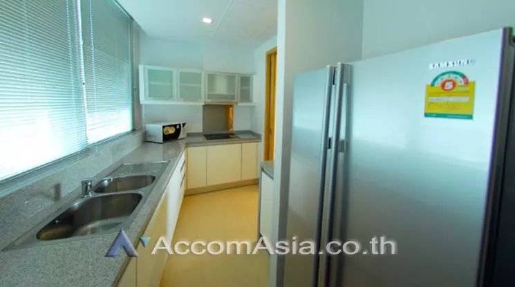unit 2 Bedrooms  Condominium For Rent in Sukhumvit, Bangkok  near BTS Asok - MRT Sukhumvit (AA13426)