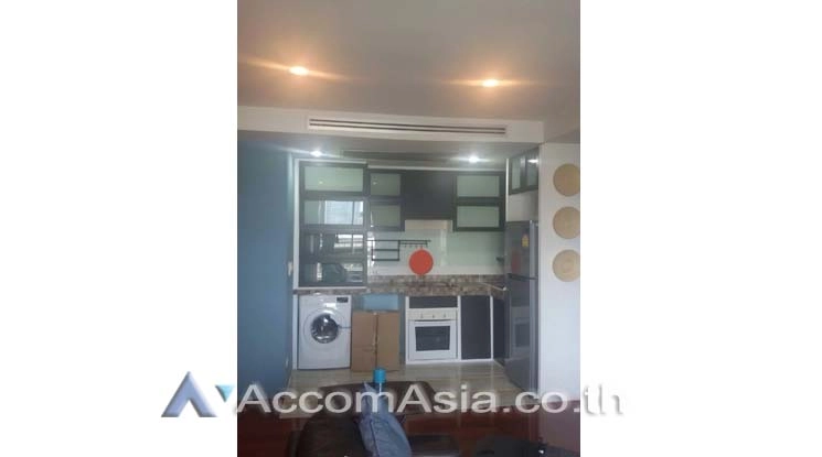  1  3 br Condominium For Rent in Ploenchit ,Bangkok BTS Ratchadamri at Baan Thanon Sarasin AA13433