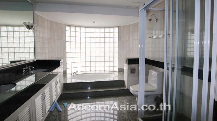 8  3 br Condominium For Rent in Sukhumvit ,Bangkok BTS Phrom Phong at Le Raffine Sukhumvit 24 AA13447