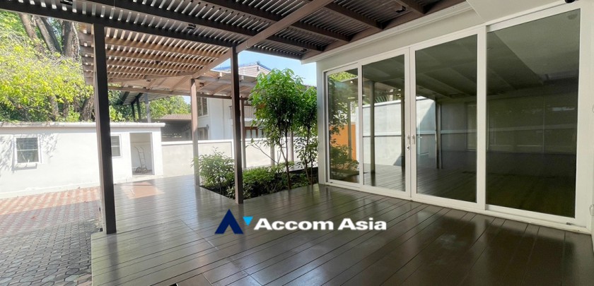 4  3 br House For Rent in sathorn ,Bangkok BTS Chong Nonsi 90435