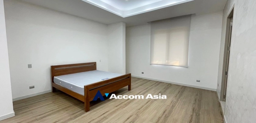 17  3 br House For Rent in sathorn ,Bangkok BTS Chong Nonsi 90435
