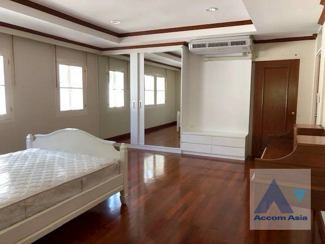 10  3 br House For Rent in Sukhumvit ,Bangkok BTS Asok AA13475