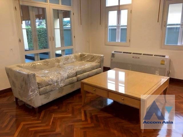  1  3 br House For Rent in Sukhumvit ,Bangkok BTS Asok AA13475