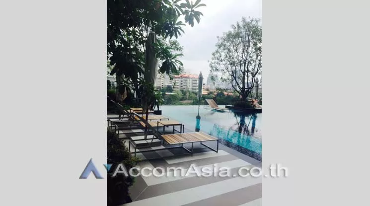 1 Bedroom  Condominium For Rent in Phaholyothin, Bangkok  near MRT Phetchaburi - ARL Makkasan (AA13492)