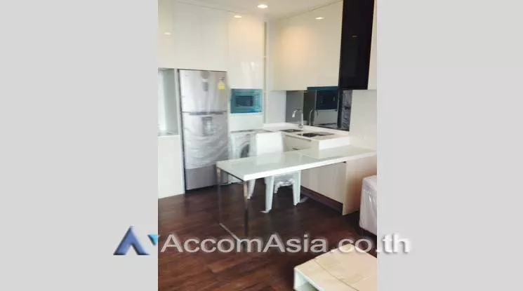  1 Bedroom  Condominium For Rent in Phaholyothin, Bangkok  near MRT Phetchaburi - ARL Makkasan (AA13492)