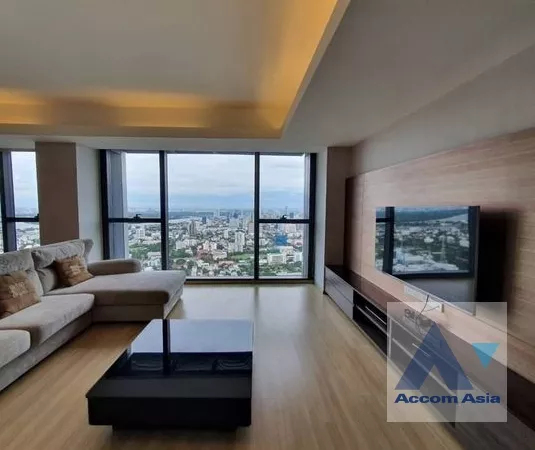  3 Bedrooms  Condominium For Rent in Sathorn, Bangkok  near BTS Chong Nonsi - MRT Lumphini (AA13507)