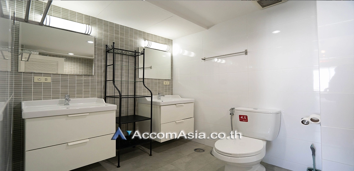 9  3 br Condominium For Sale in Sukhumvit ,Bangkok BTS Phrom Phong at Royal Castle Sukhumvit 39 AA13520