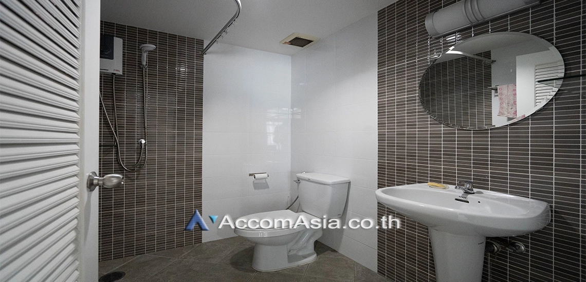 10  3 br Condominium For Sale in Sukhumvit ,Bangkok BTS Phrom Phong at Royal Castle Sukhumvit 39 AA13520