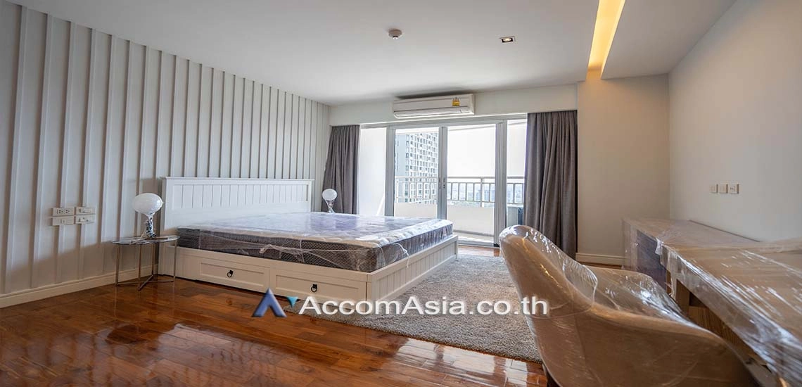 8  2 br Condominium For Rent in Sathorn ,Bangkok BTS Sala Daeng - MRT Lumphini at Sathorn Park Place AA13523