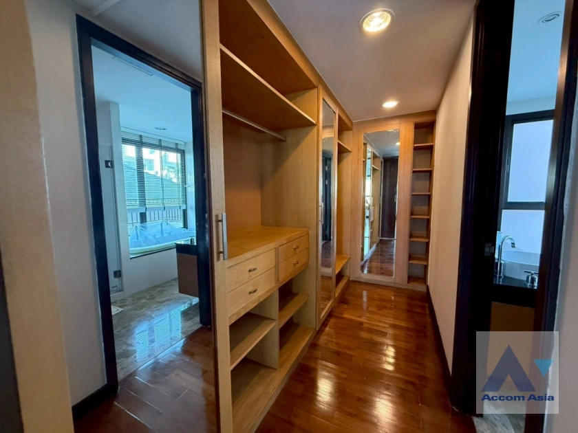 10  2 br Condominium For Rent in Sathorn ,Bangkok MRT Lumphini at The Lanai Sathorn AA13524
