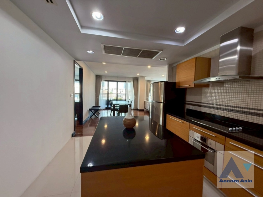 6  2 br Condominium For Rent in Sathorn ,Bangkok MRT Lumphini at The Lanai Sathorn AA13524