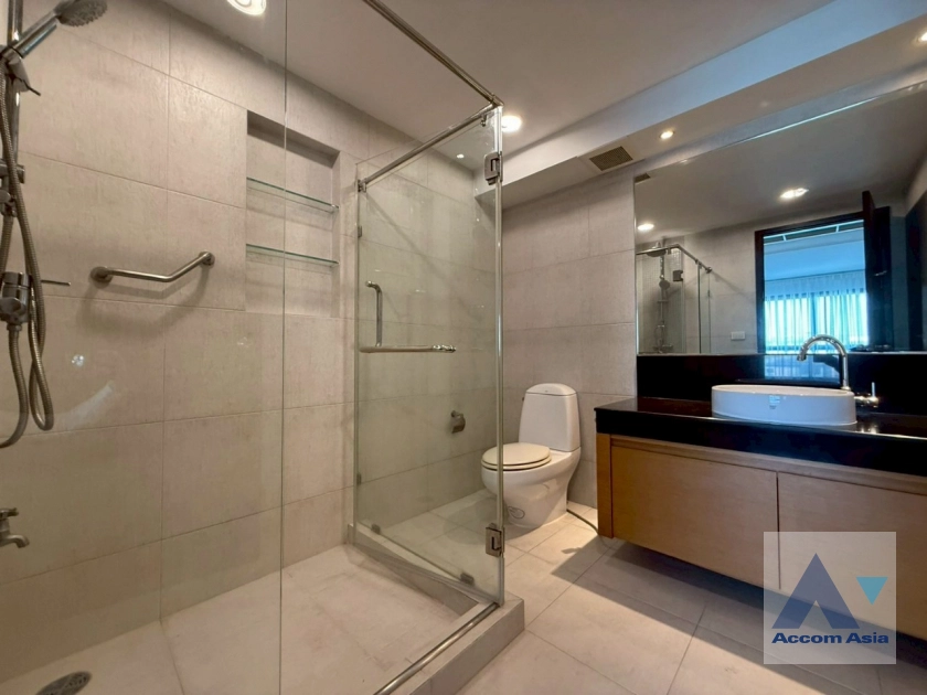 12  2 br Condominium For Rent in Sathorn ,Bangkok MRT Lumphini at The Lanai Sathorn AA13524