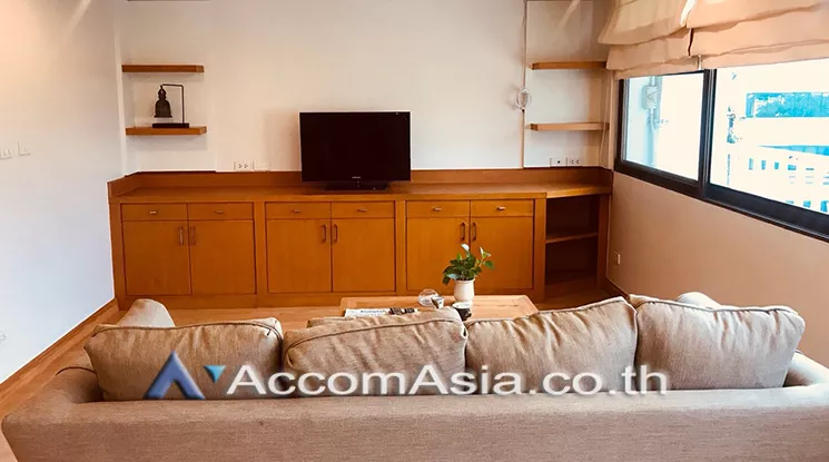 Penthouse |  2 Bedrooms  Apartment For Rent in Ploenchit, Bangkok  near BTS Ratchadamri (AA13531)