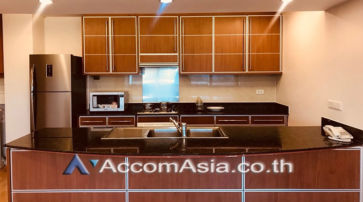 8  2 br Apartment For Rent in Ploenchit ,Bangkok BTS Ratchadamri at Step to Lumpini Park AA13531