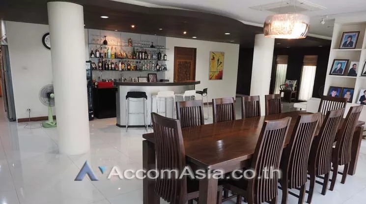 5  5 br House For Sale in Sukhumvit ,Bangkok BTS Punnawithi AA13534