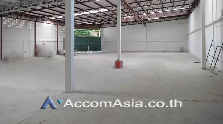  2  Warehouse For Rent in ratchadapisek ,Bangkok  AA13603