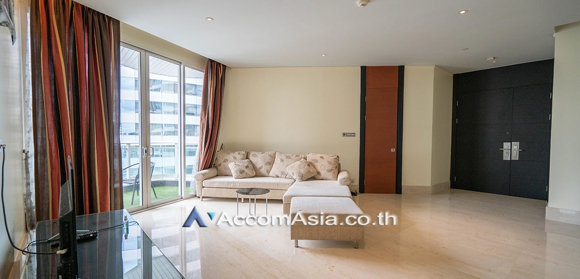  2 Bedrooms  Condominium For Rent in Silom, Bangkok  near BTS Chong Nonsi - BRT Arkhan Songkhro (AA13640)