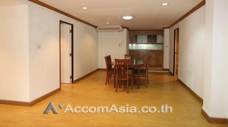 4  3 br Apartment For Rent in Sathorn ,Bangkok BTS Chong Nonsi at Pool and Greenery AA13647